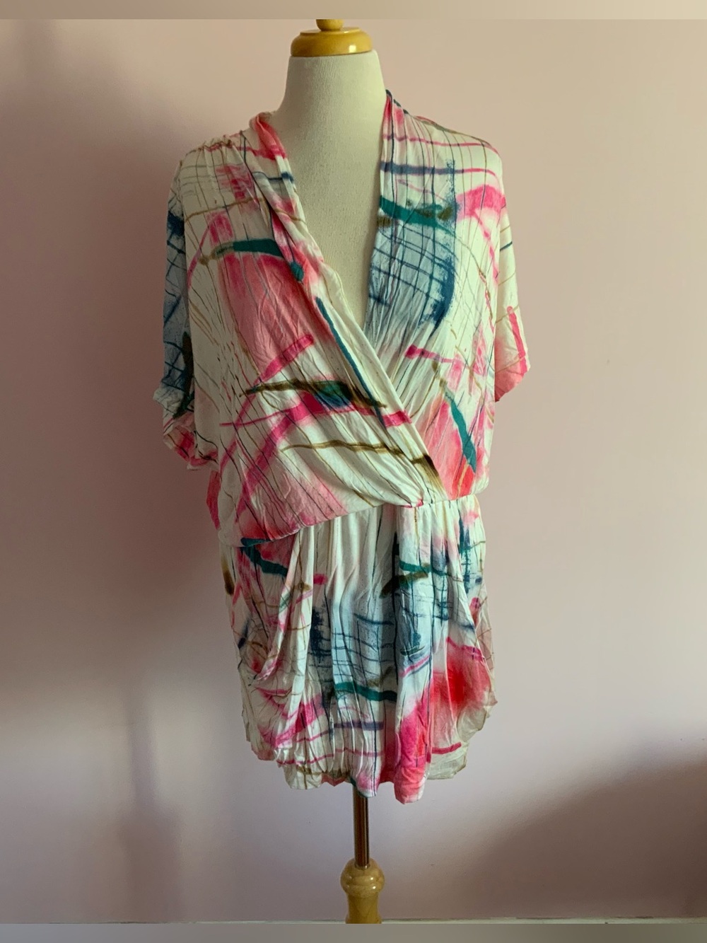 RACHEL Rachel Roy White Top with Pink & Navy Watercolor Stripes
